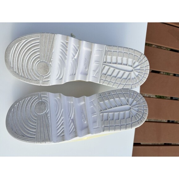 Air Jordan Women’s Air Jordan 1 Jester XX ‘Fossil’ – Size 8.5 (CQ0278-200) - Picture 12 of 12